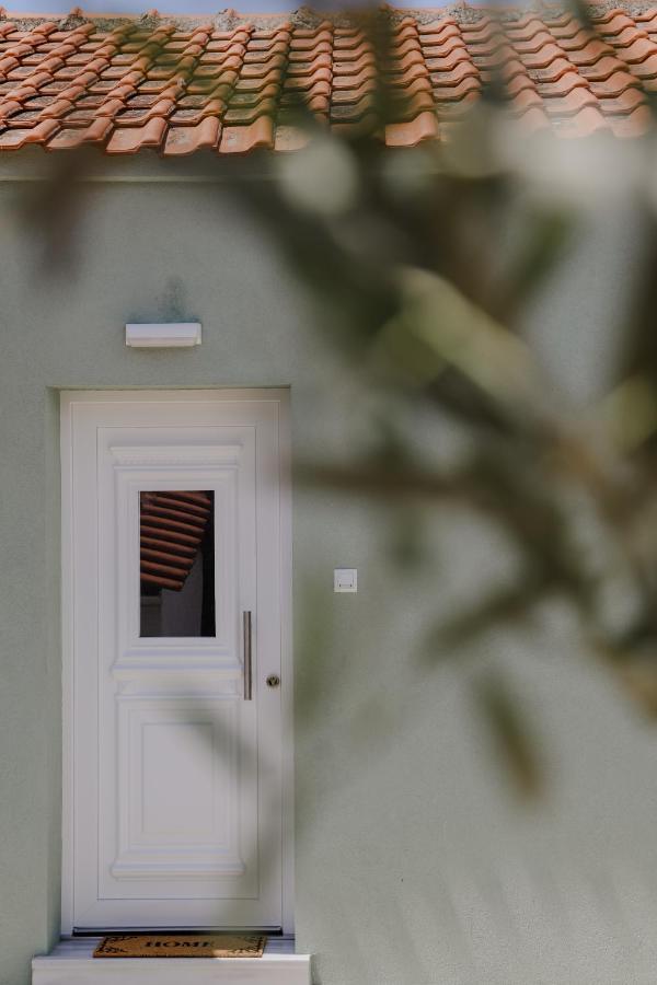 Apartmán The Olive House Néa Péramos Exteriér fotografie