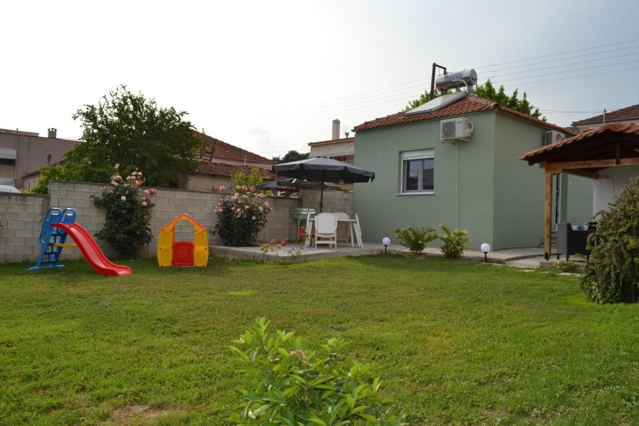Apartmán The Olive House Néa Péramos Exteriér fotografie